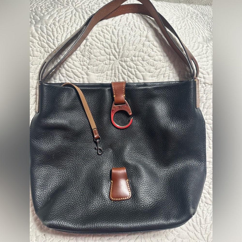 Dooney & Bourke black & brown leather shoulder bag with gold “C” ring/clasp. - Picture 12 of 13